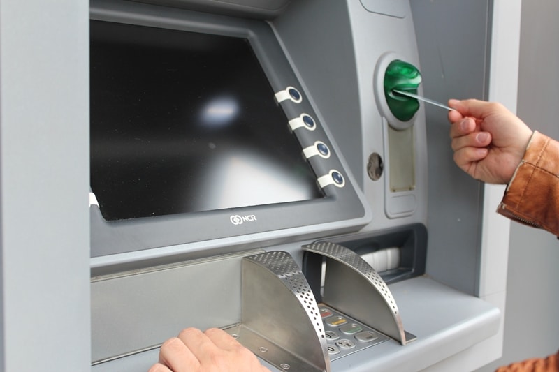 Kiểm tra tại cây ATM