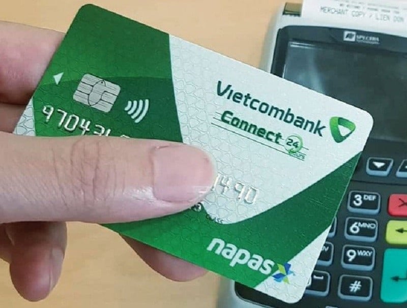 Biểu phí của thẻ Vietcombank connect24 được Vietcombank quy định rõ ràng và công khai minh bạch