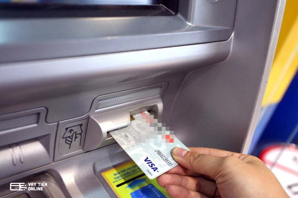 cách rút tiền ATM Techcombank